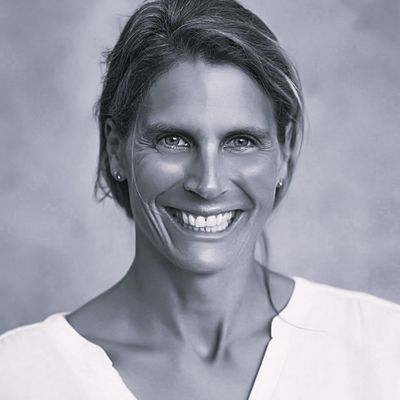 Sandra Weller